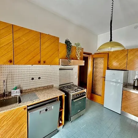 Luxury House Under The Old Town *