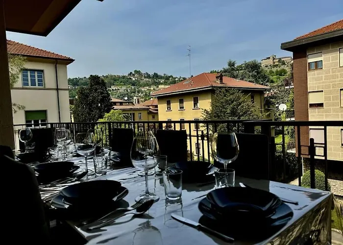 Luxury House Under The Old Town *